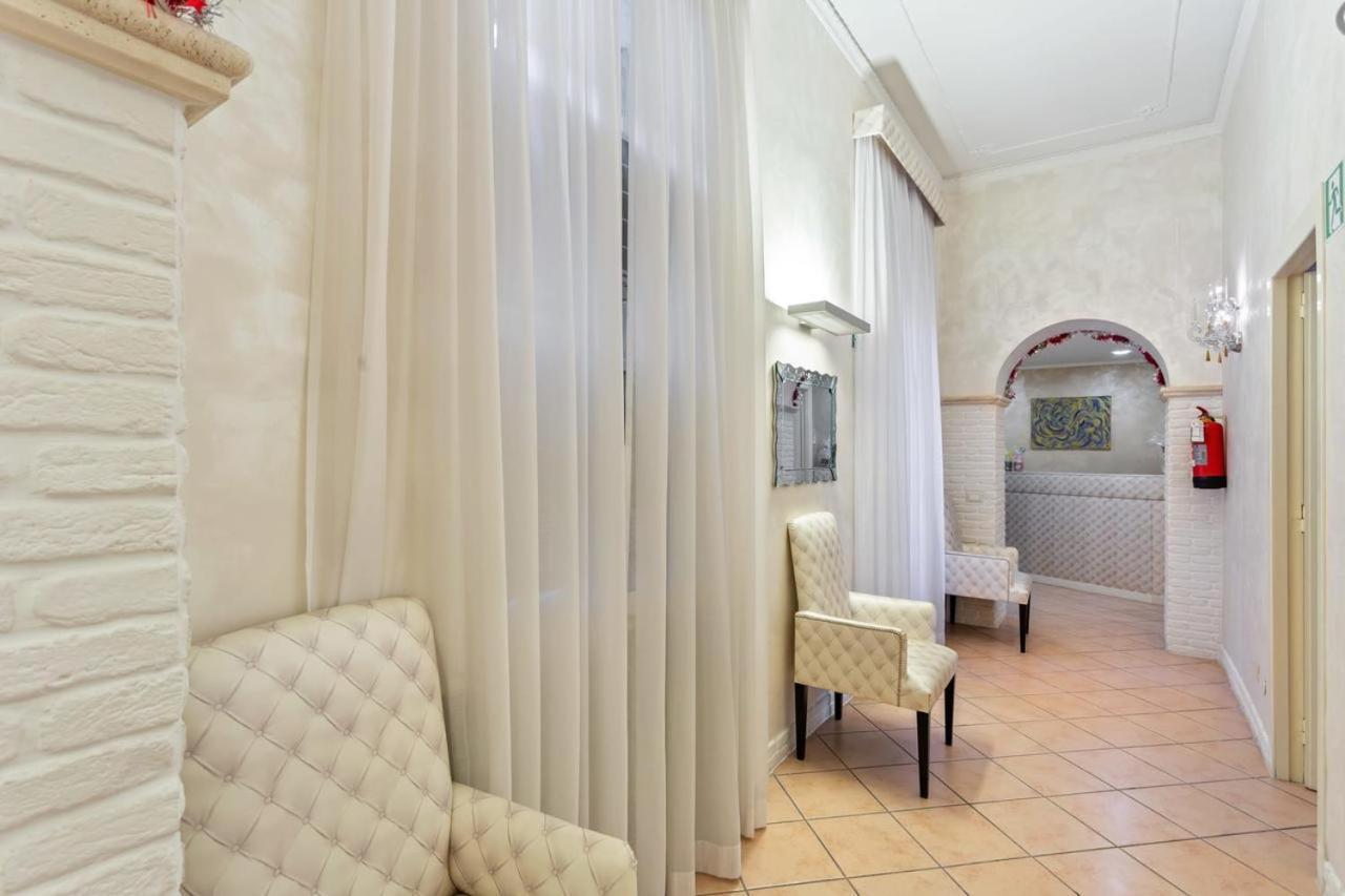Kapselhotel Pretty In Vatican Center